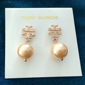 Brand New Tory Burch Evie Rose Gold Earrings